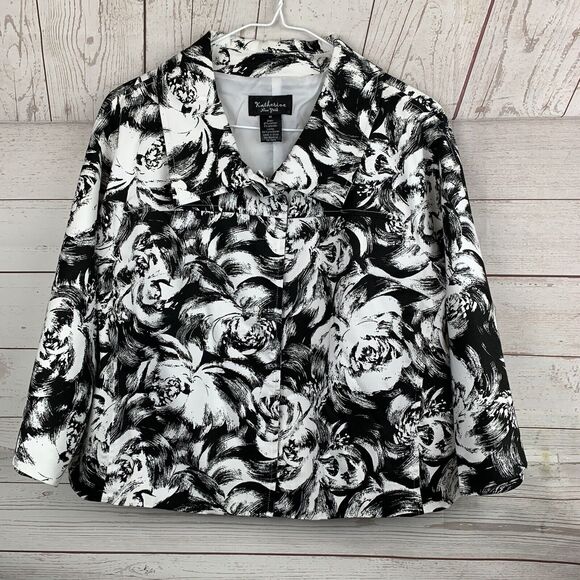 Katherine New York Black/White cropped button front jacket Medium - Picture 1 of 4